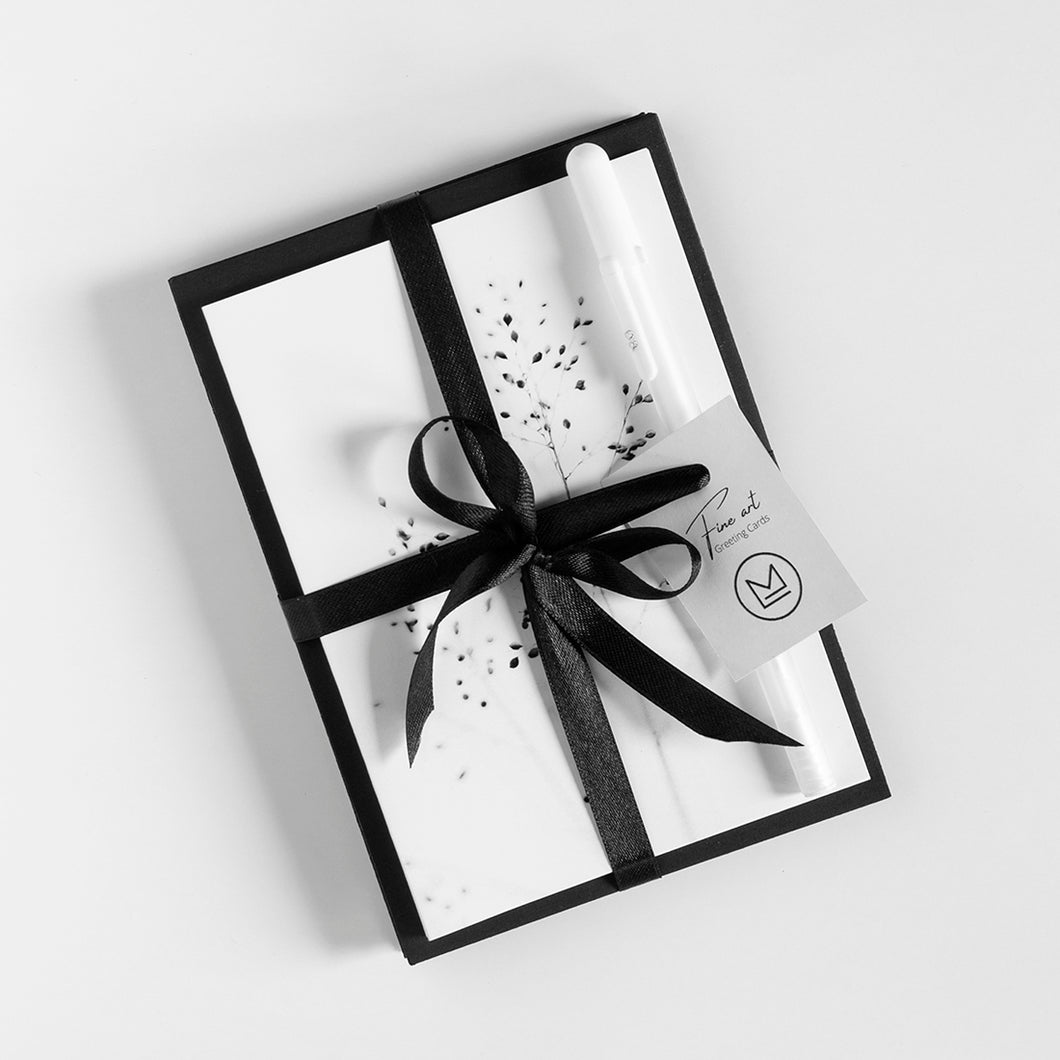 Black and White Gift Card Collection