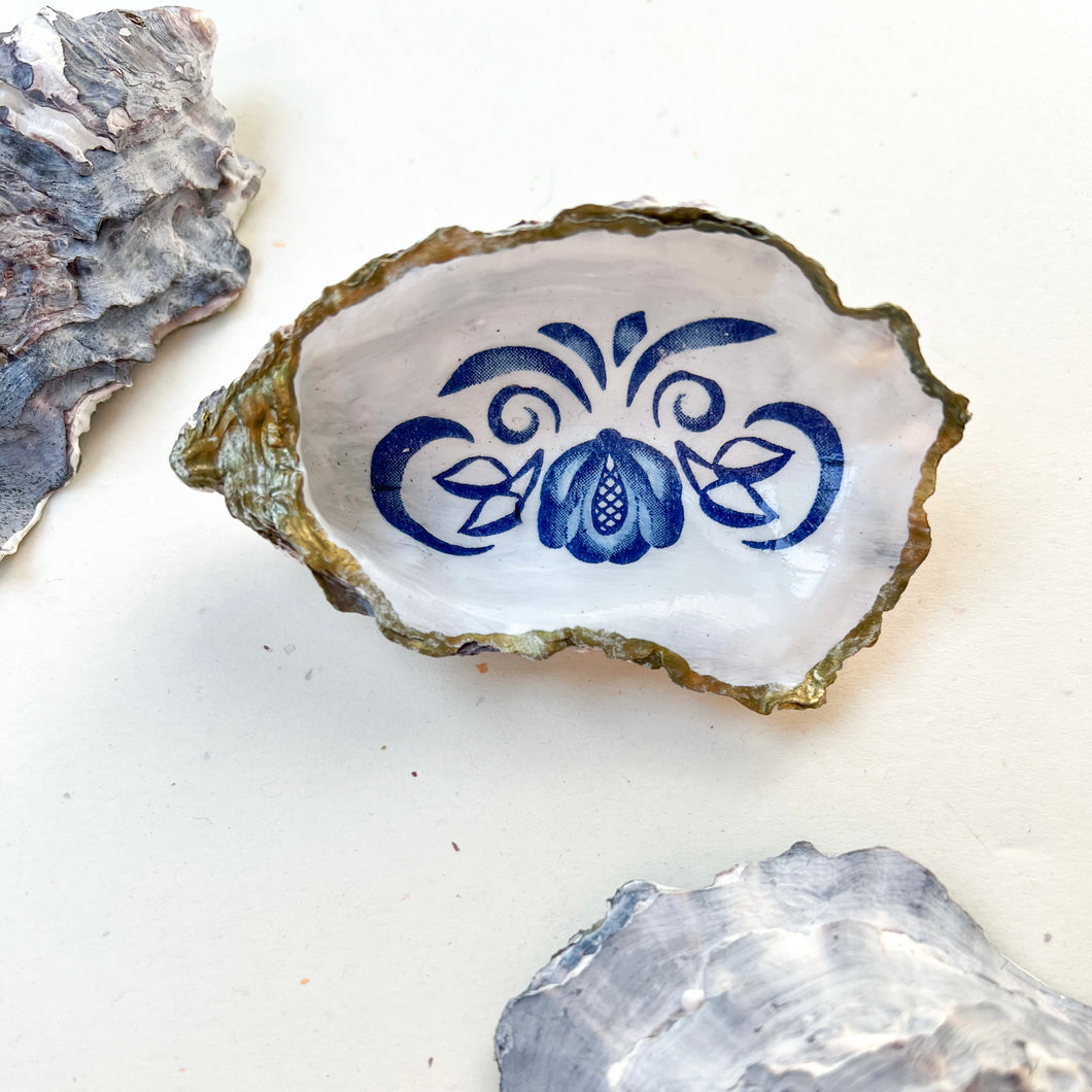 Decoupage Oyster Shell