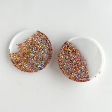 Load image into Gallery viewer, Resin Coasters (set of 4) - White Glitter
