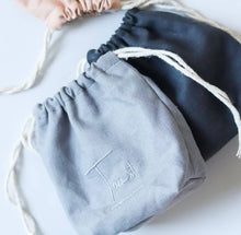 Load image into Gallery viewer, Hemp Scrubbies and Gift Bag - Navy Blue
