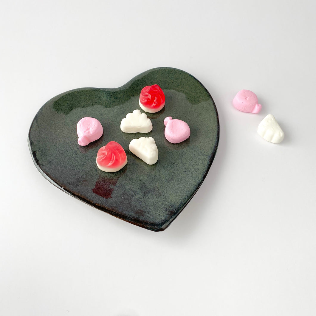 Ceramic Heart Plate - Dark Green