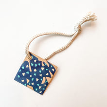 Load image into Gallery viewer, Hand Painted Gift Tag - Blue
