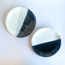 Load image into Gallery viewer, Ceramic Plate - Black and White
