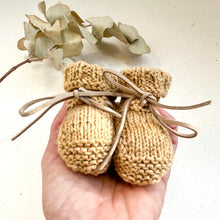 Load image into Gallery viewer, Cotton Baby Booties (0-6 months)
