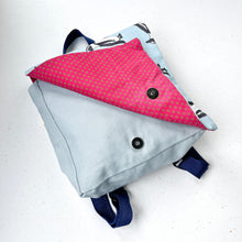 Load image into Gallery viewer, Kiddies Penguin Backpack
